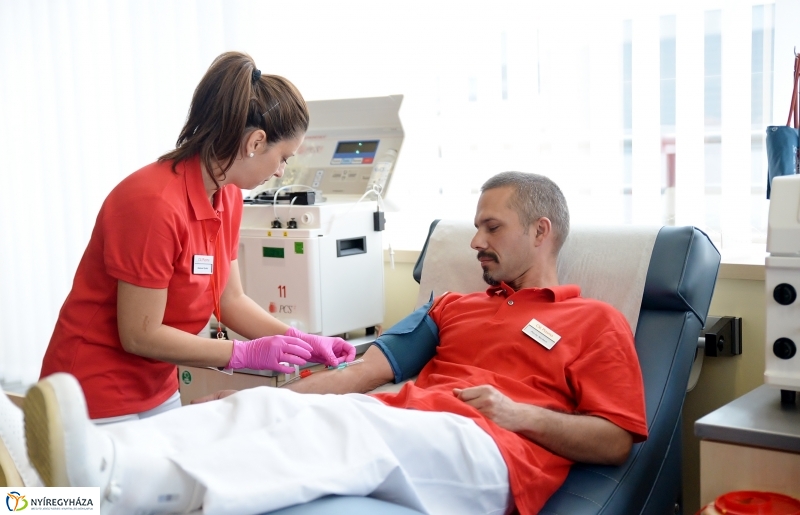 CSL Plasma megnyitó a Korzóban