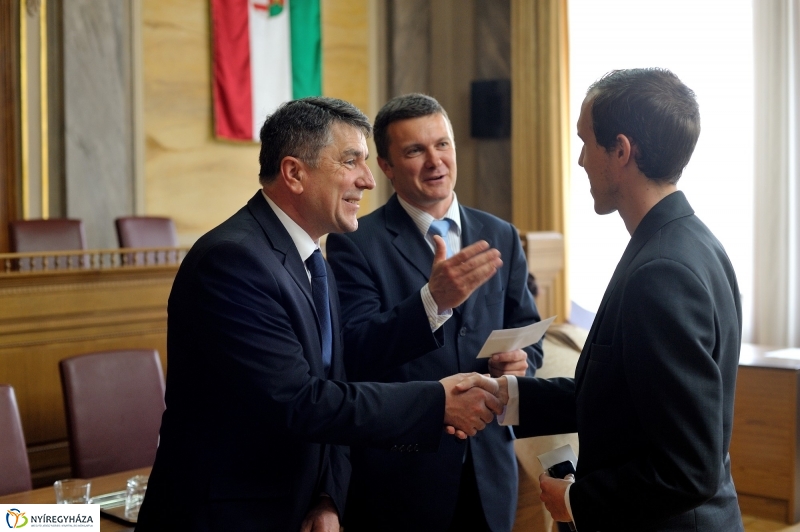 Támogatás Rászoruló Hallgatókért Alapítvány által