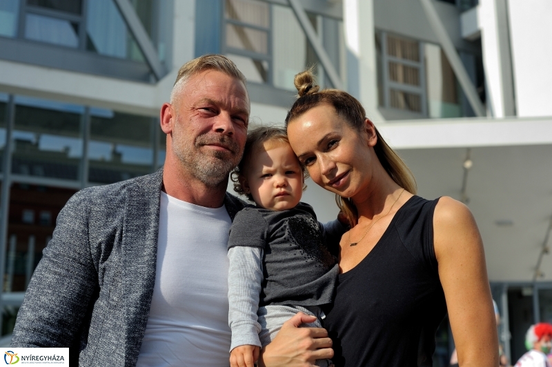 Hajrá Magyarország!   1