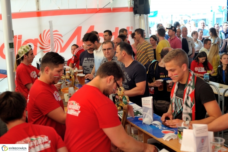 Hajrá Magyarország!   1