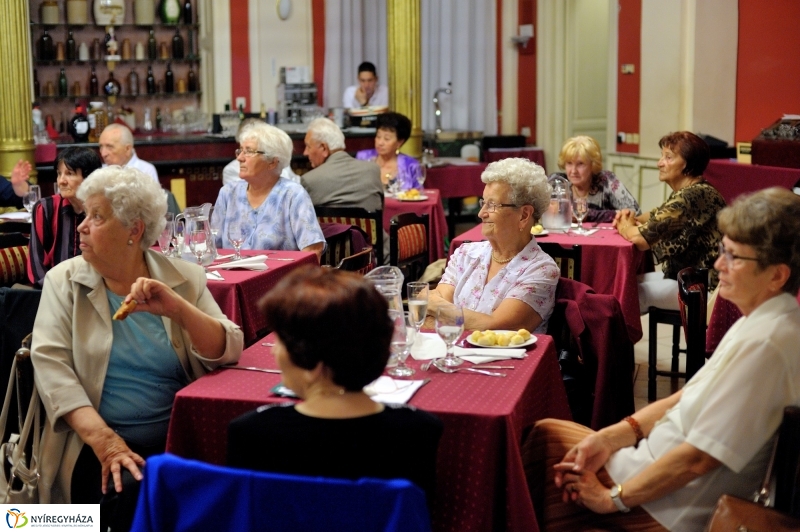 Fegyveres Erők és Rendvédelmi Szervek Nyugdíjas Klubja köszöntései