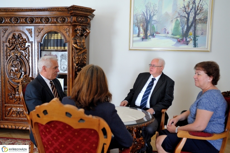 Belga nagyköveti látogatás a Városházán