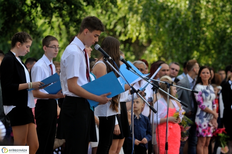 Ballagás a Móra iskolában