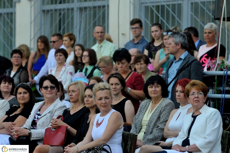 Ballagás a Móra iskolában