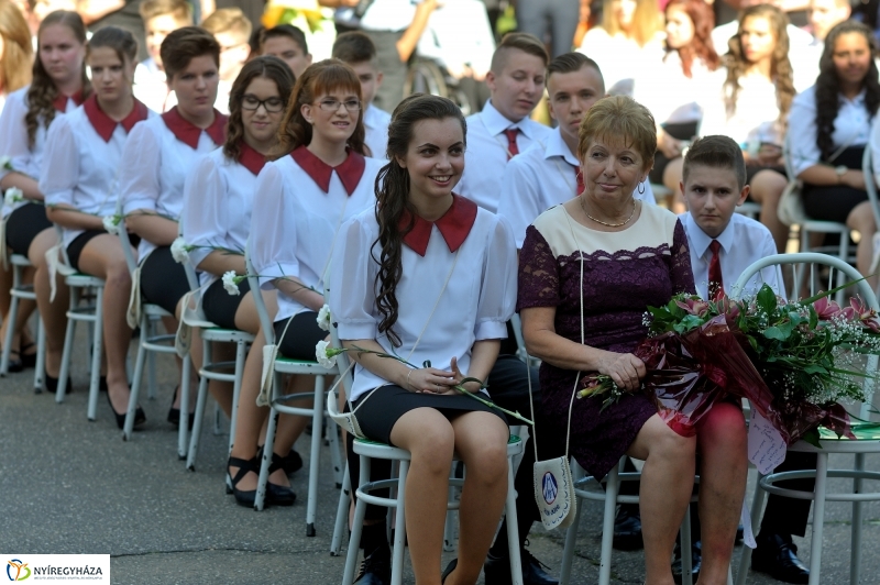 Ballagás a Móra iskolában