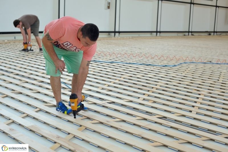 Tornaterem felújítás a Móricz Zsigmond iskolában