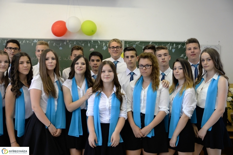 ELbúcsúztak a nyolcadikosok az Apáczaitól