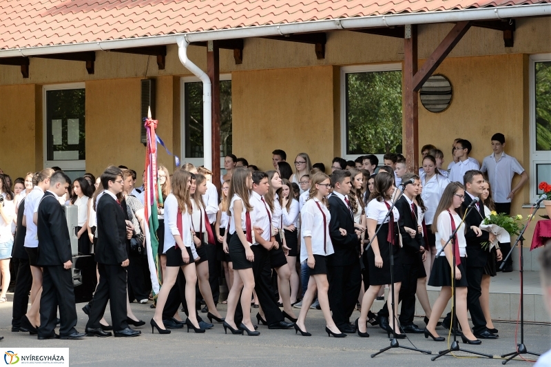 ELbúcsúztak a nyolcadikosok az Apáczaitól