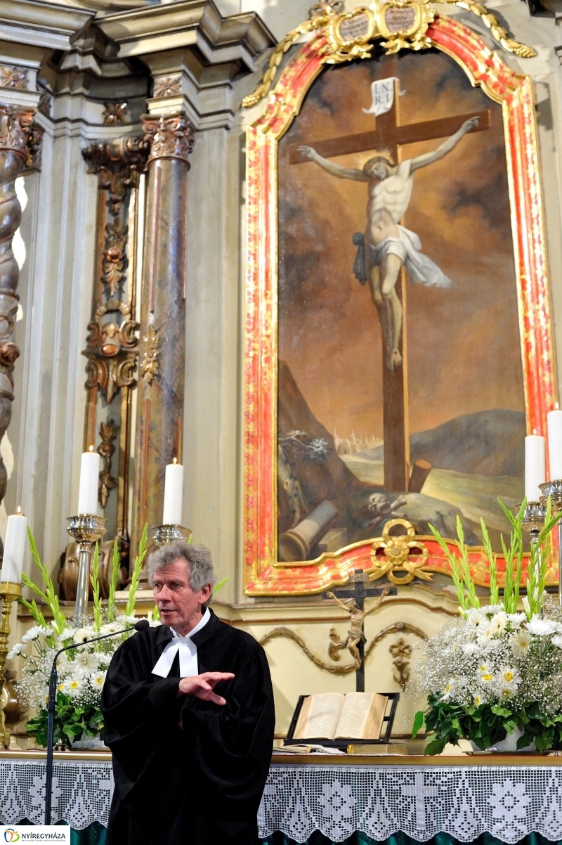 Ballagás az Evangélikus iskolában