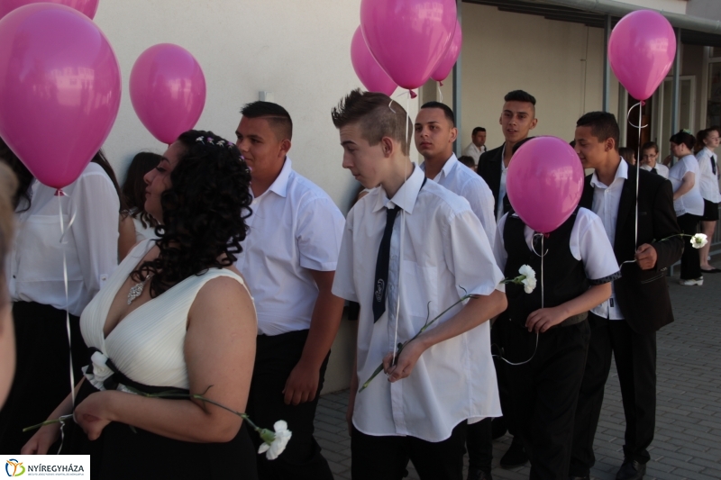 Vécseys diákok búcsúja