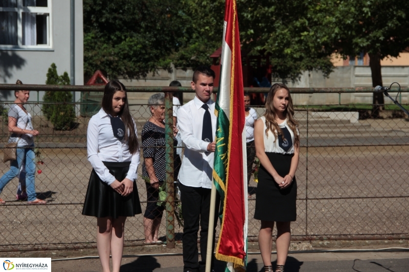 Vécseys diákok búcsúja