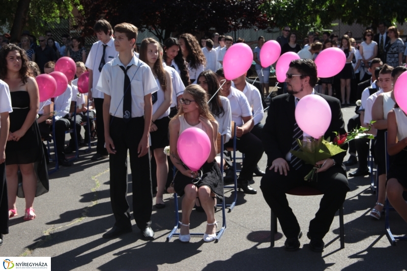 Vécseys diákok búcsúja