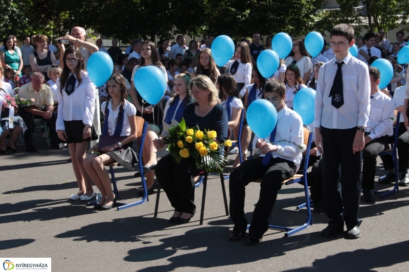 Vécseys diákok búcsúja