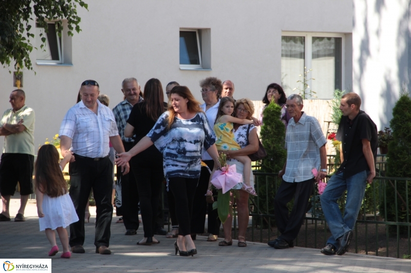 Vécseys diákok búcsúja