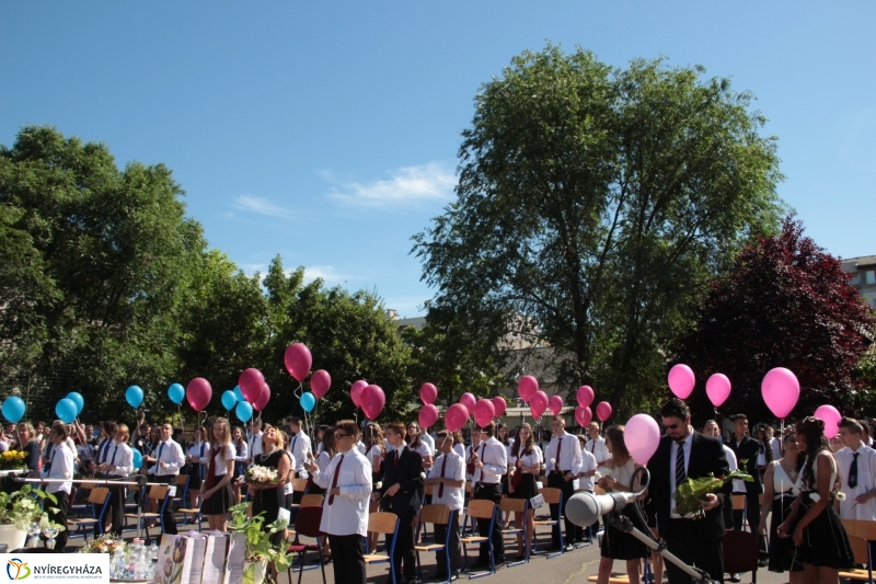 Vécseys diákok búcsúja