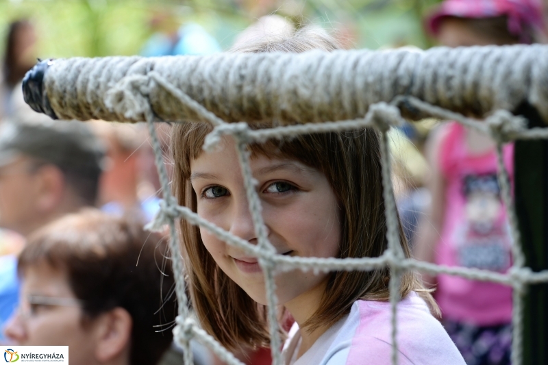 A papagáj magyar győzelemet jósolt!