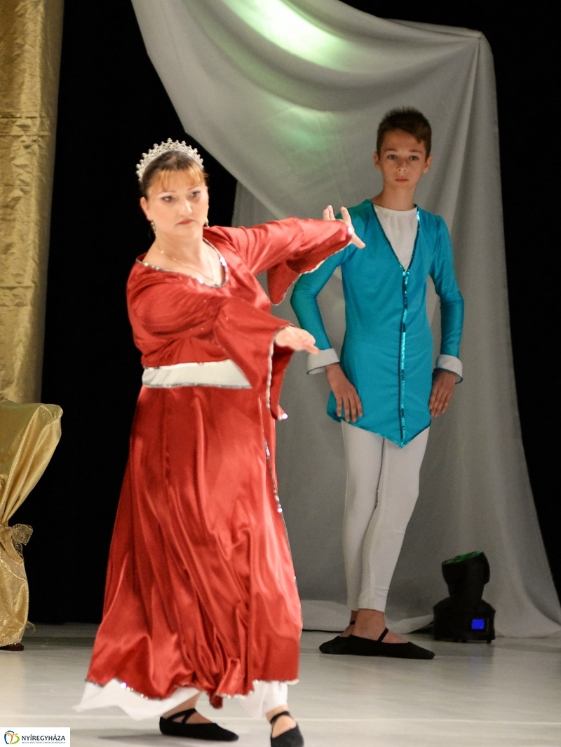 A Qn-Balett évzáró vizsgaelőadásából