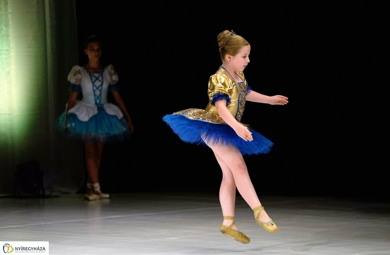 A Qn-Balett évzáró vizsgaelőadásából