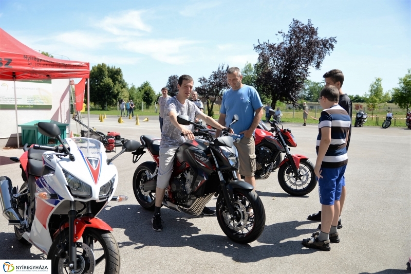 Motorosok napja az Esélycentrumban