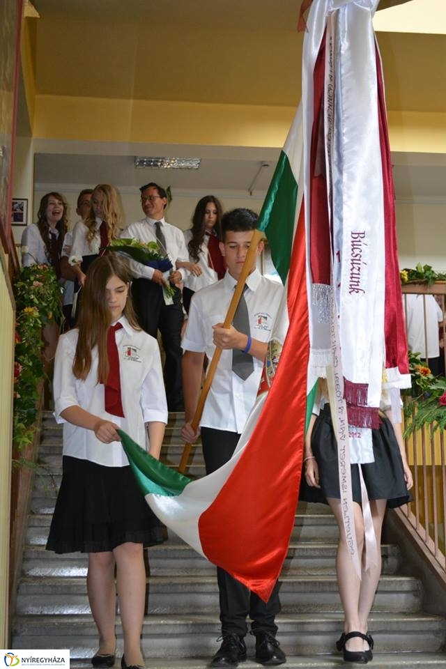 Ballagás az Eötvösben