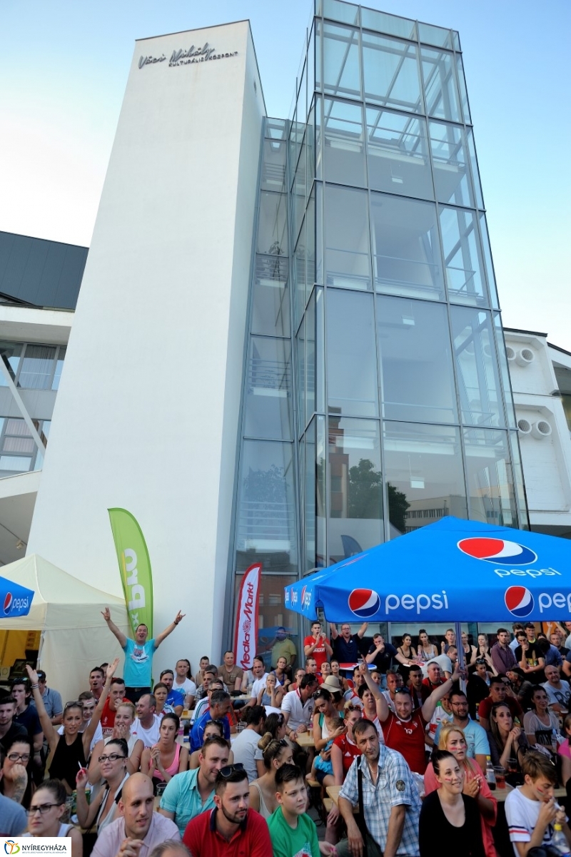 Hajrá Magyarok!!! 2