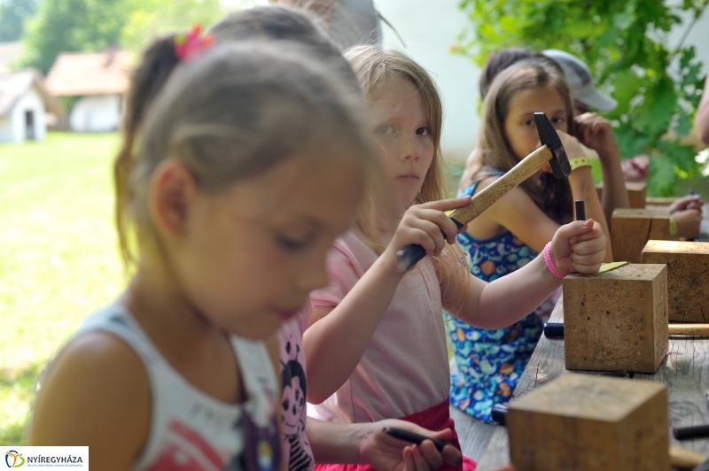 Napközis tábor a múzeumfaluban