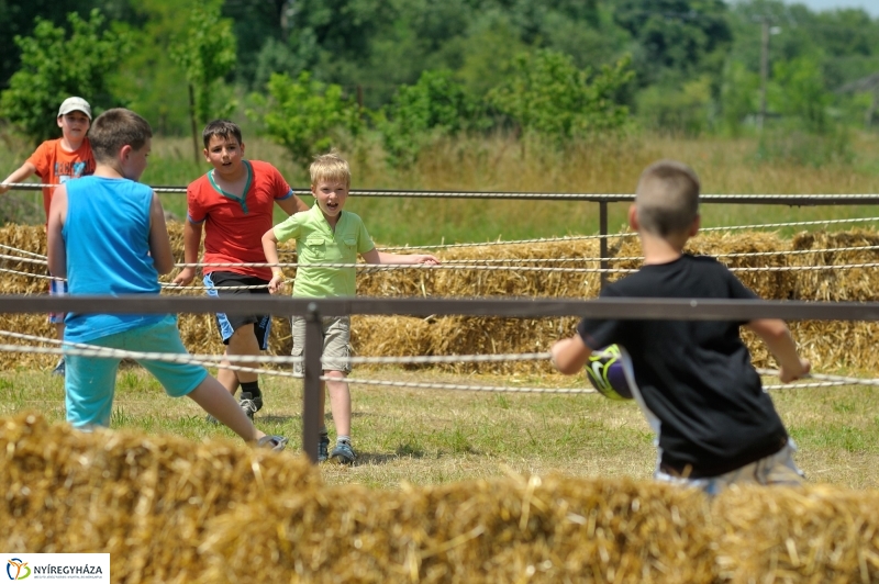 Napközis tábor a múzeumfaluban