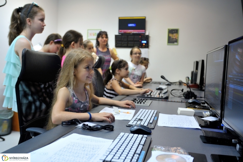 Stúdió látogatáson a Reflex