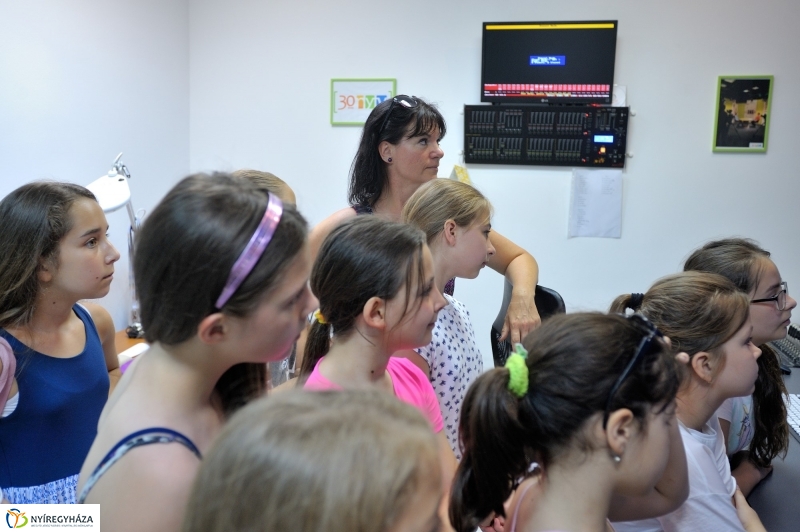 Stúdió látogatáson a Reflex