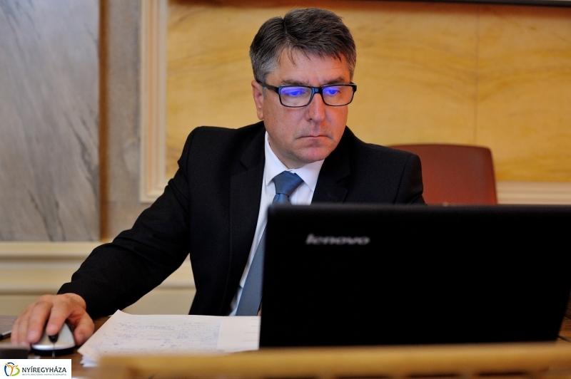 Városi Közgyűlés 20160630