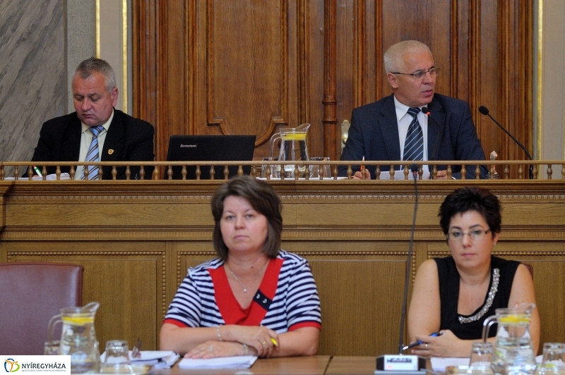 Városi Közgyűlés 20160630
