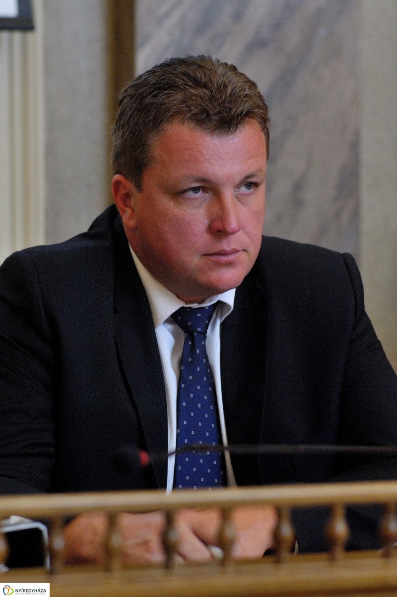 Városi Közgyűlés 20160630