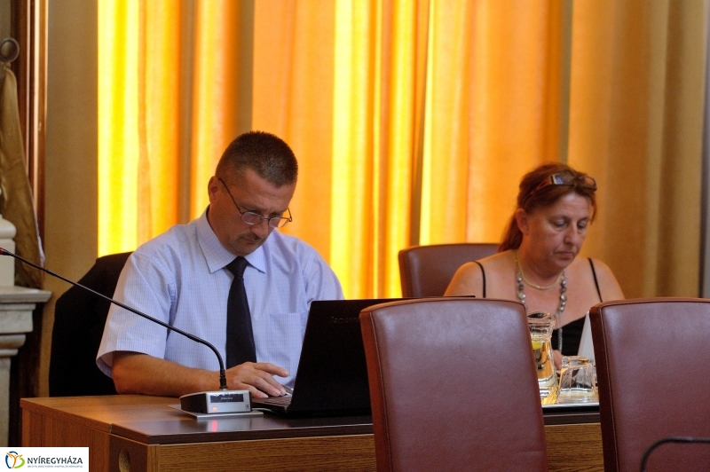 Városi Közgyűlés 20160630