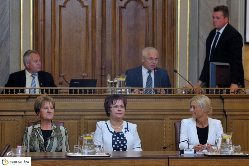Városi Közgyűlés 20160630