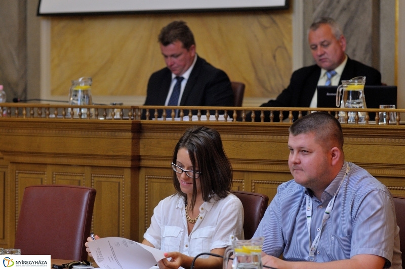 Városi Közgyűlés 20160630