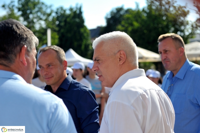 5. amatőr strandröplabda verseny a belvárosban