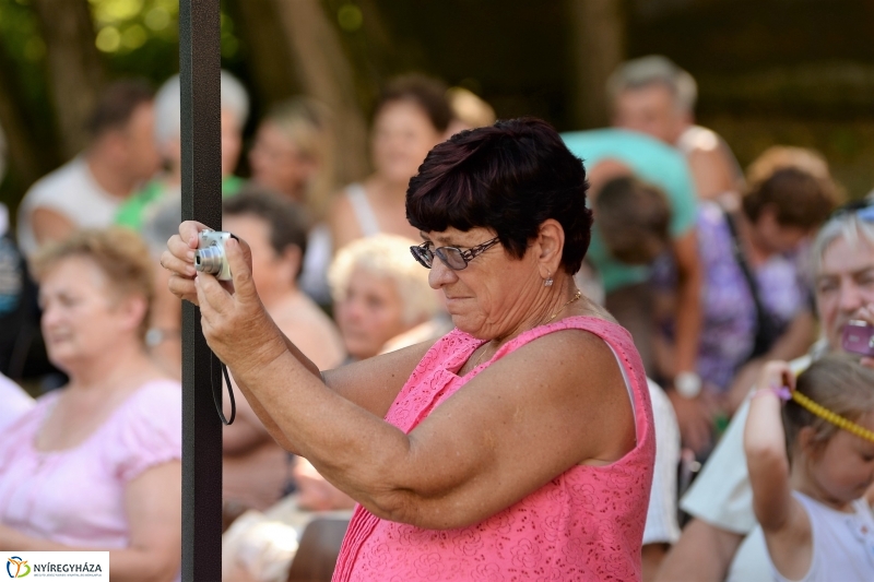 Nyári est Borbányán