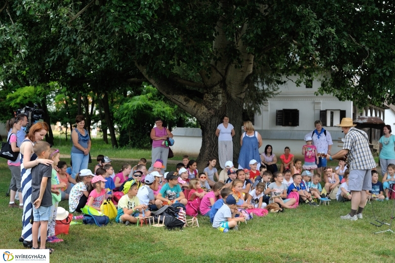 Adj Esélyt tábor a múzeumfaluban