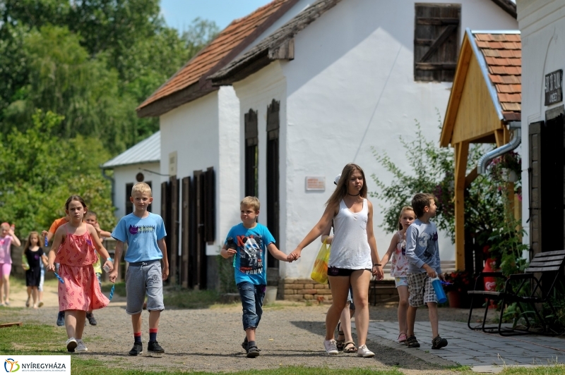 Adj Esélyt tábor a múzeumfaluban