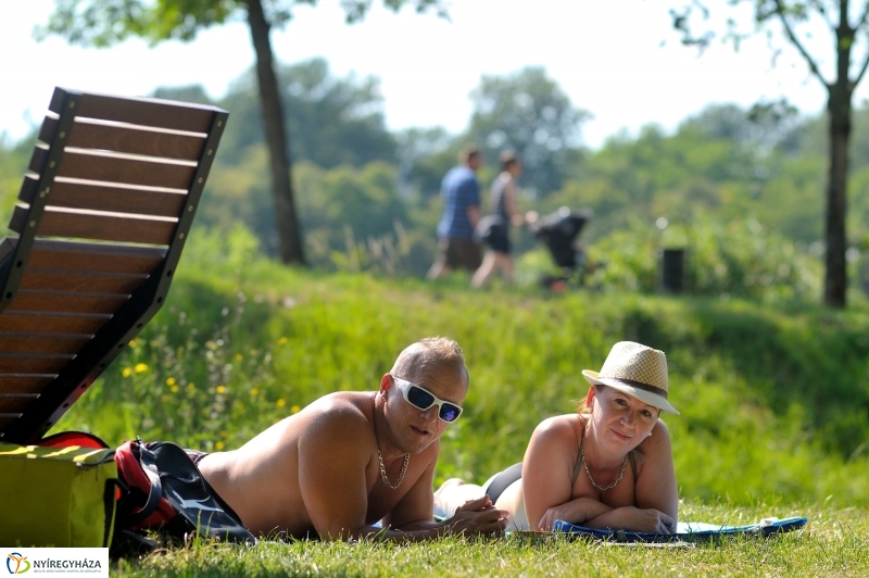 Vasárnap délután Sóstón