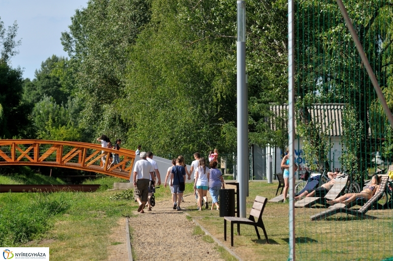 Vasárnap délután Sóstón