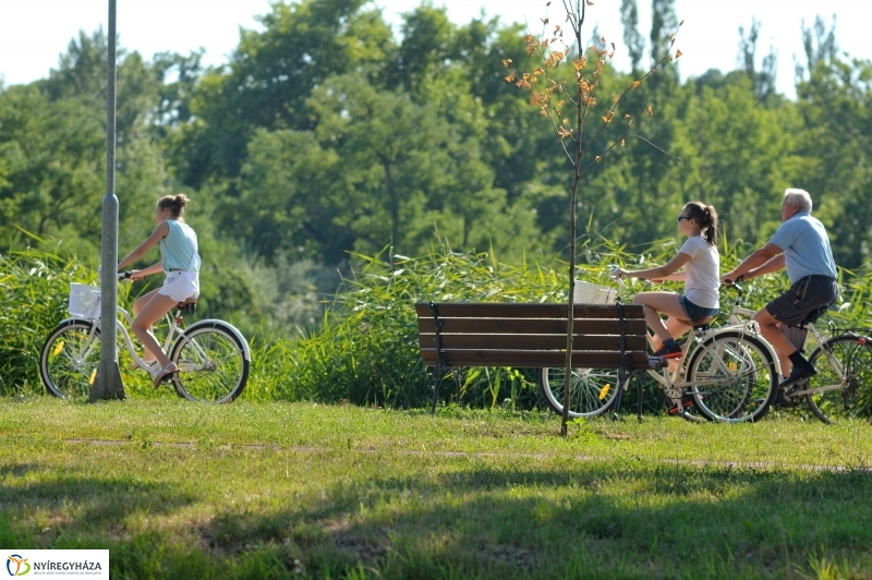 Vasárnap délután Sóstón