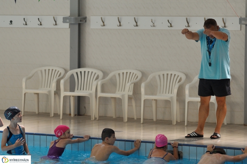 Úszótábor az Arany iskolában
