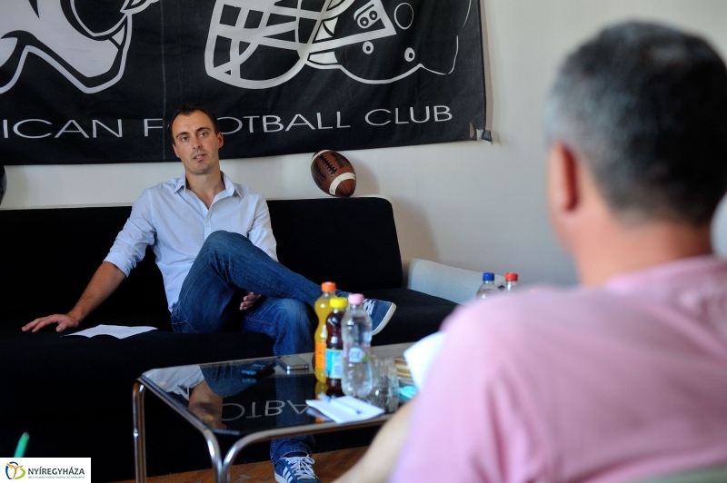 Amerikai foci sajtótájékoztató