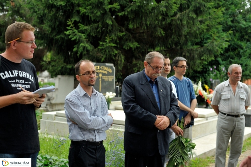 Felújították Jósa András síremlékét