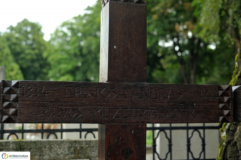 Felújították Jósa András síremlékét