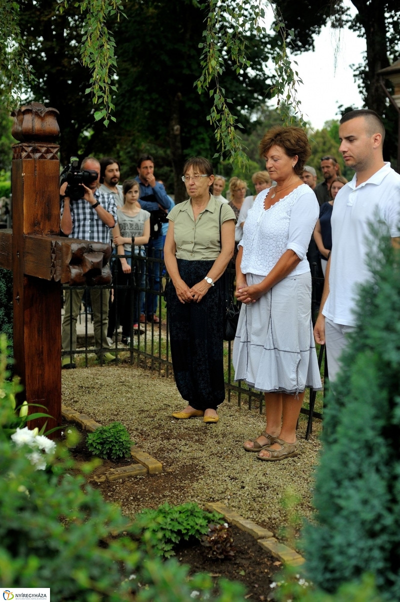 Felújították Jósa András síremlékét