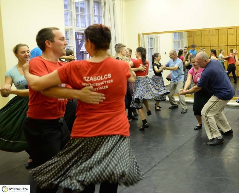 Megkezdődtek a Tirpák Lakodalmas táncpróbái