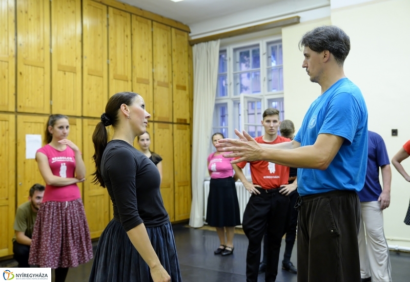 Megkezdődtek a Tirpák Lakodalmas táncpróbái