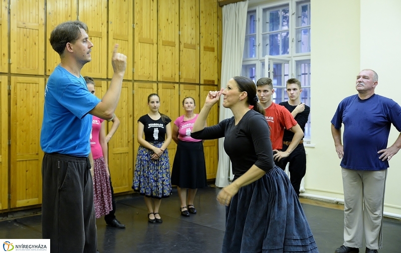 Megkezdődtek a Tirpák Lakodalmas táncpróbái
